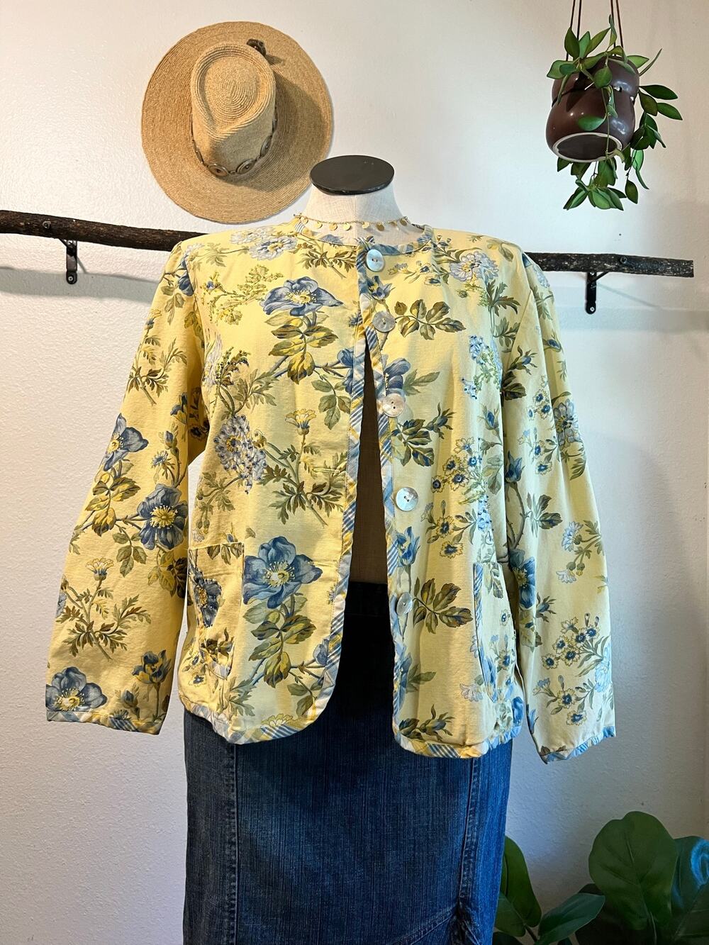 Coldwater Creek Yellow Turkish Cotton Floral Cottage Beaded Chore Jacket Size XL